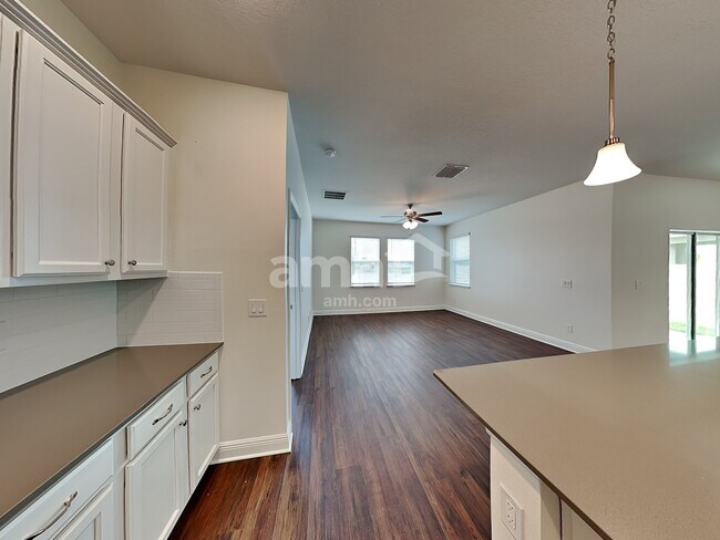 Foto del edificio - 2861 Ponds Trl