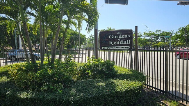 Foto del edificio - 10425 SW 112th Ave