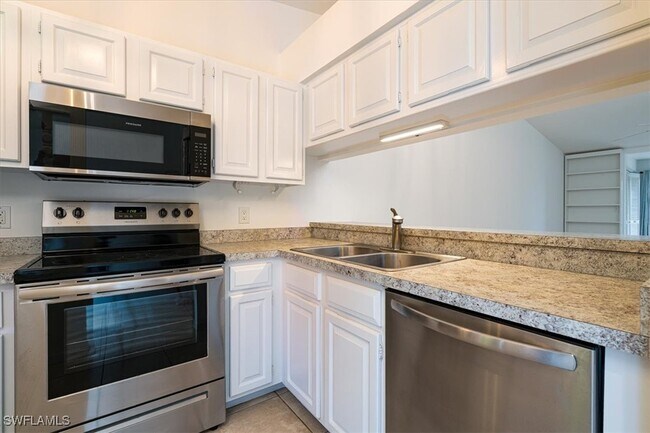 Foto del edificio - 2009 Pine Isle Ln