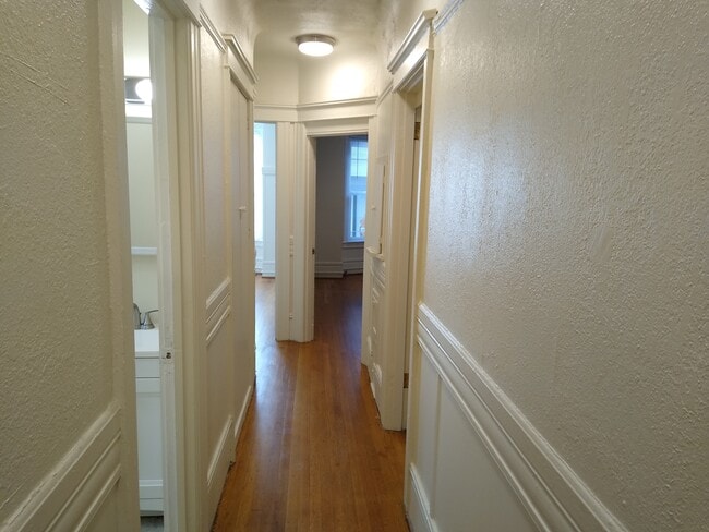 hallway - 947 Geary St