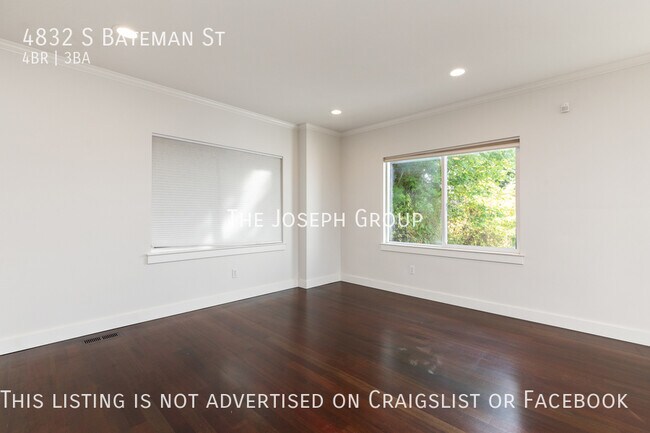 Building Photo - Roomy 4-bed/2.5-bath Seattle home!