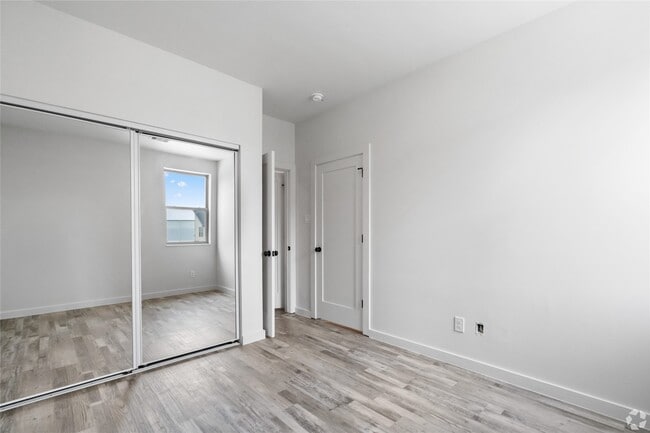 Foto del edificio - 13842 Bee Flower Ln