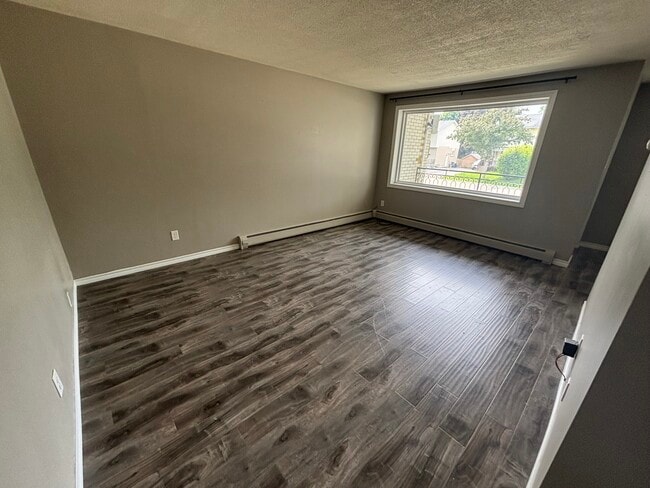 Photo du bâtiment - 87 Westwood Dr