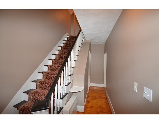 Building Photo - 30 Marblehead St