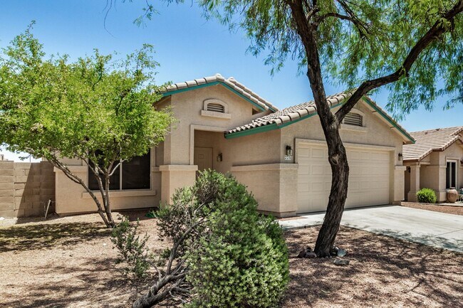 Building Photo - New Listing in Buckeye