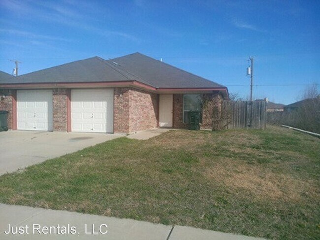 Foto del edificio - 3701 Woodrow Dr
