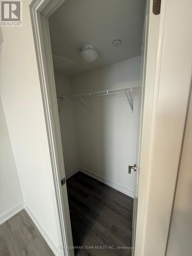 Building Photo - 1010 Sandy Beach Rd