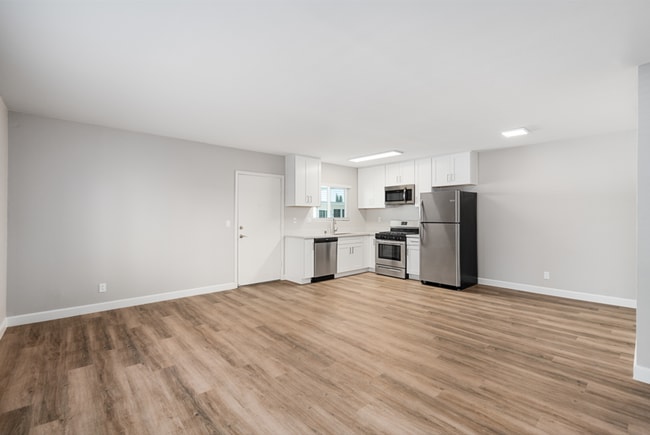 Interior Photo - The Bend on Ballantyne