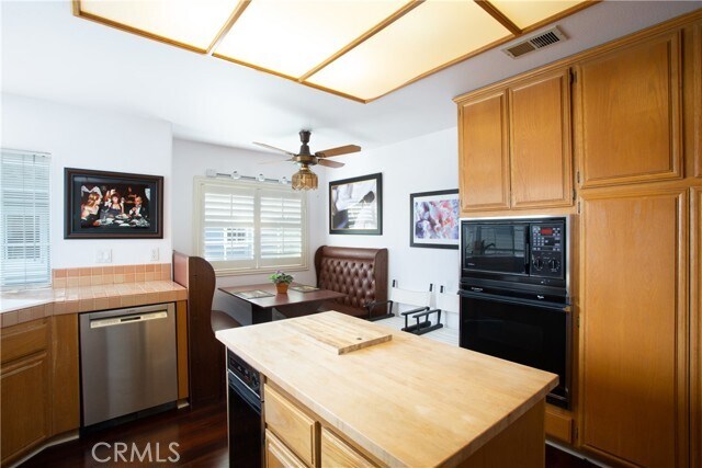 Foto del edificio - 3541 Lilac Ave