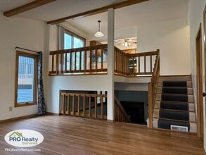 Building Photo - 5593 Sheldon St