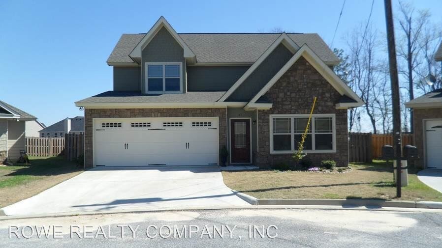 Primary Photo - 4 br, 3.5 bath House - 47 LEE ROAD 2172