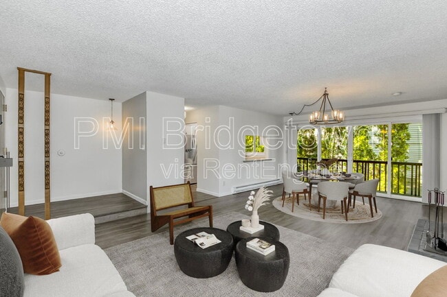 Building Photo - 303 Cervantes Cir
