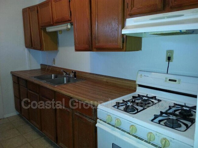 Foto del edificio - 5224 Silvey Dr