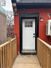 Building Photo - 13 Hess St S