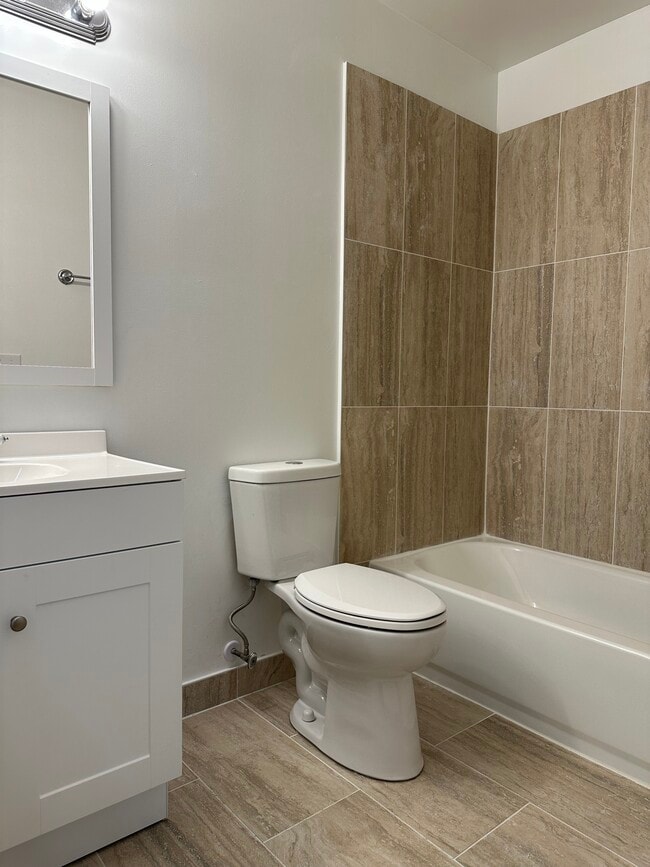 Building Photo - 6019 Scotchwood Gln