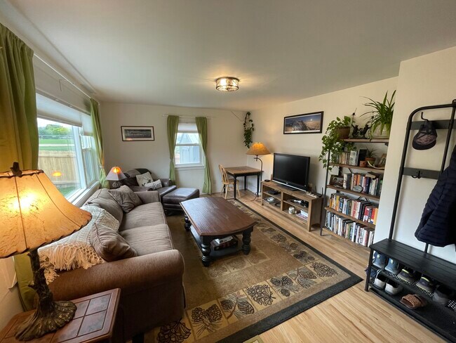 Foto del edificio - 1240 Cannon St