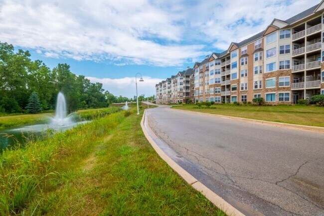 Foto del edificio - 6995 S Riverwood Blvd