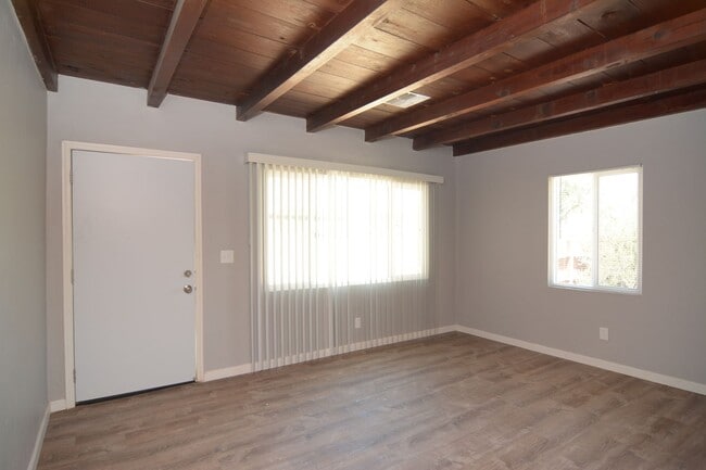 Building Photo - 3830 E Fairmount St