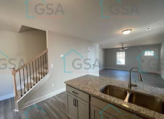 Foto del edificio - 4306 Edwards Rd