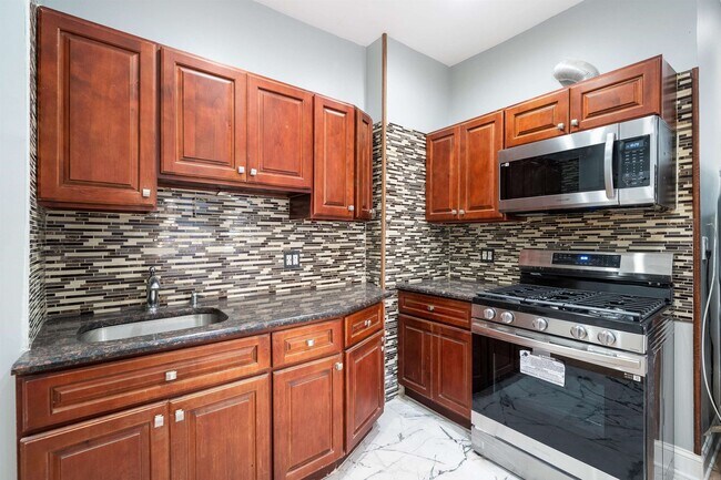 Foto del edificio - 120 W 23rd St