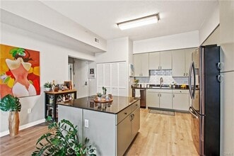 Building Photo - 488 E Ocean Blvd