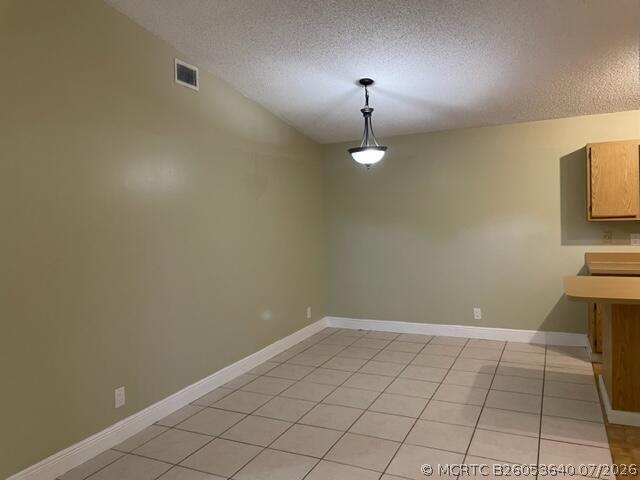 Foto del edificio - 4405 Woodstock Dr