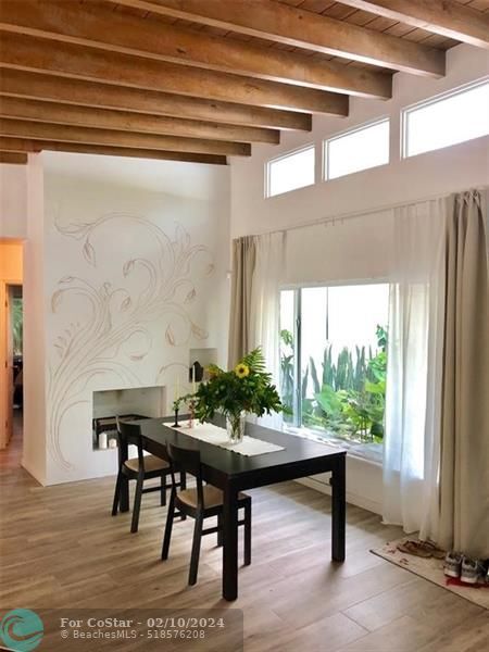 Foto del edificio - 836 SW 18th Ct
