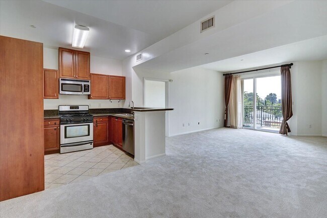 Building Photo - 13941 Sherman Way