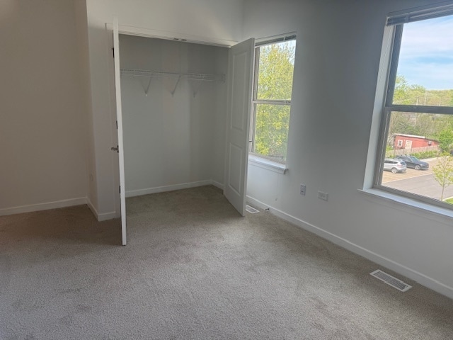 Building Photo - 15649 Lamon Ave