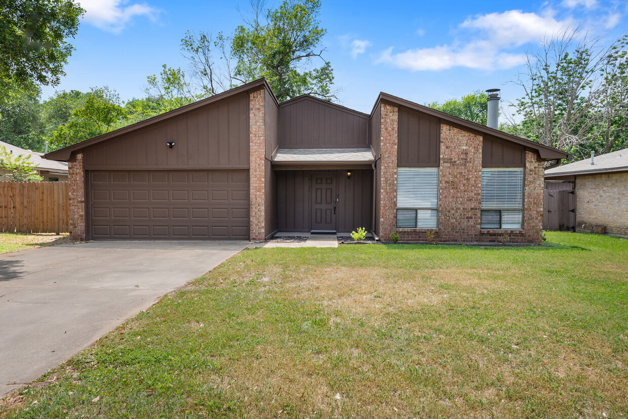 Foto principal - 4136 Willow Oak St