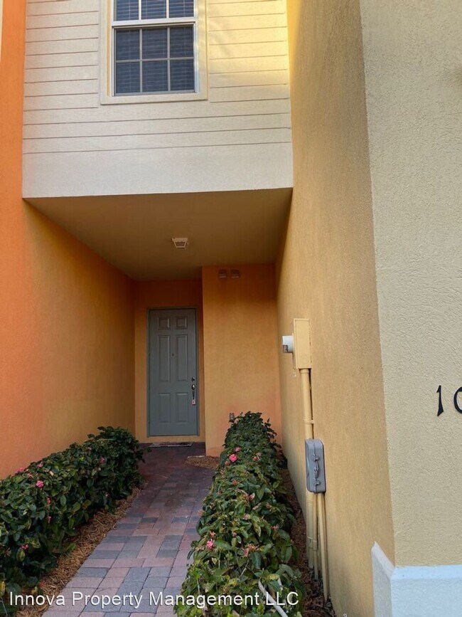 Building Photo - 16214 Via Solera Cir