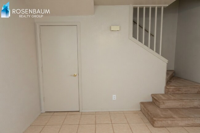 Foto del edificio - 15547 S Moon Valley Rd