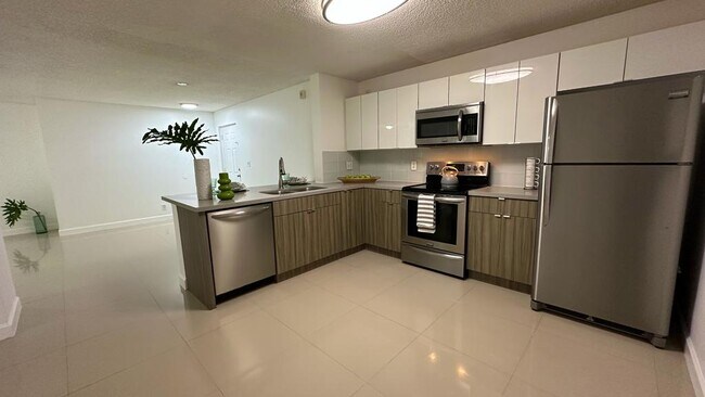 Foto del edificio - 10111 W Sunrise Blvd