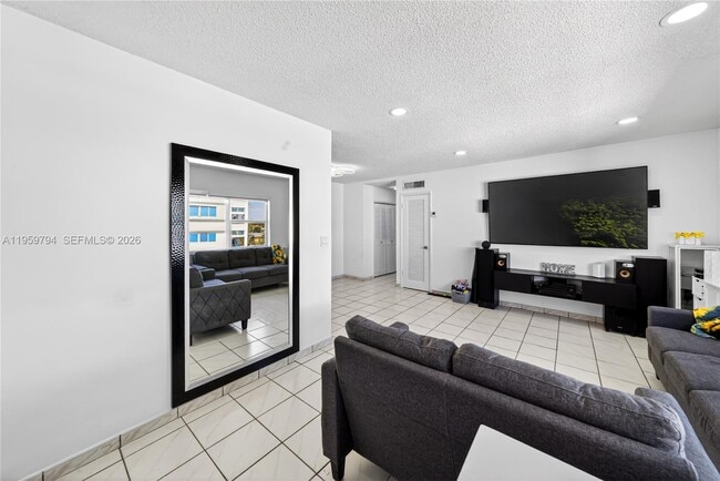 Foto del edificio - 900 SW 84th Ave