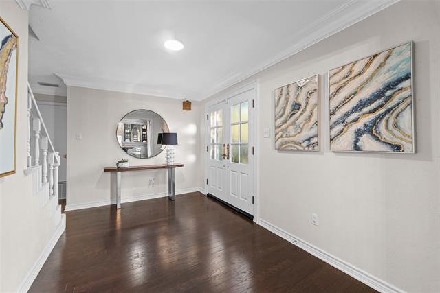 Building Photo - 9315 Moss Cir Dr