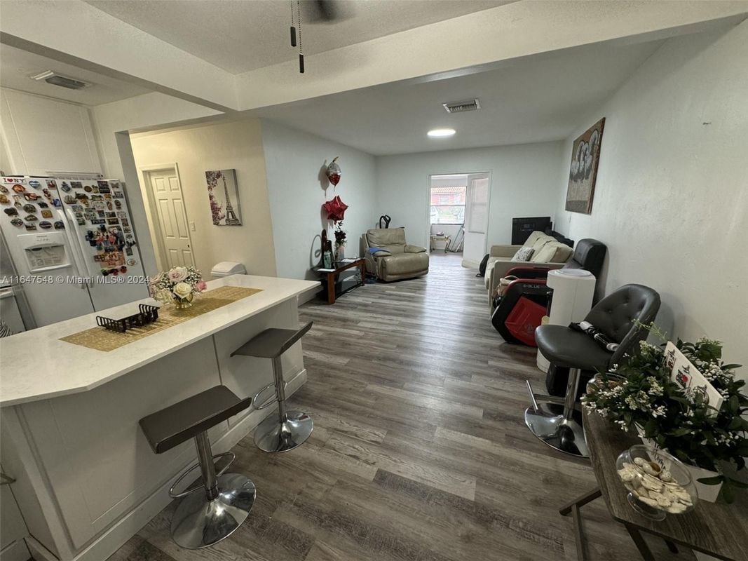 Building Photo - 10245 SW 37th Terrace