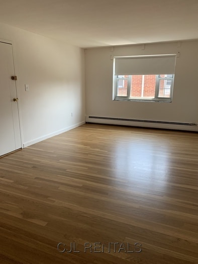 Building Photo - 6 Harris Cir