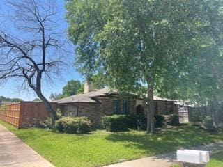 Building Photo - 445 Cozby Ave