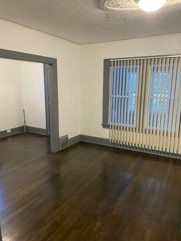 Foto del edificio - 2976 Hogarth St