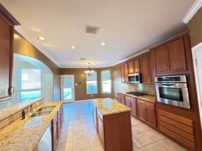 Building Photo - 3808 Travis Lake Ct