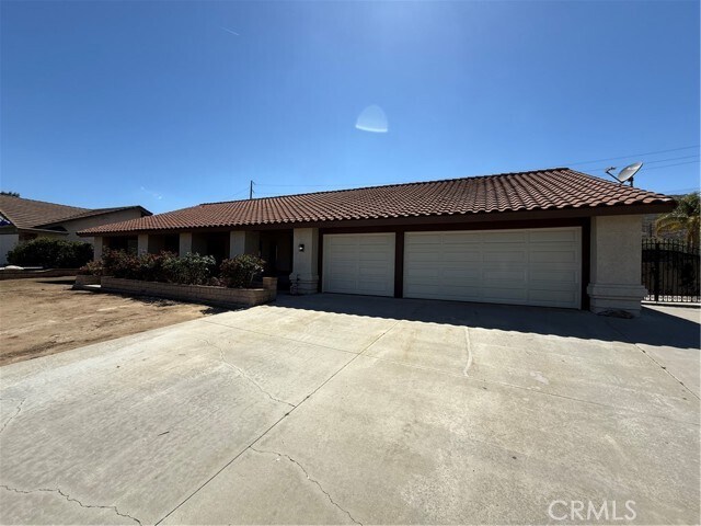 Foto principal - 11237 Saddle Ridge Rd