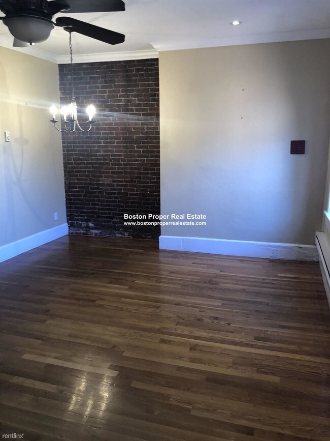 Building Photo - 1 br, 1 bath  - 48 Hereford St # 5A