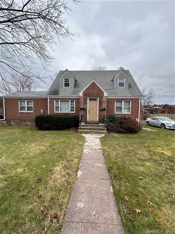 47 Birdsey Ave Unit 2, Middletown, CT 06457 Room for Rent in