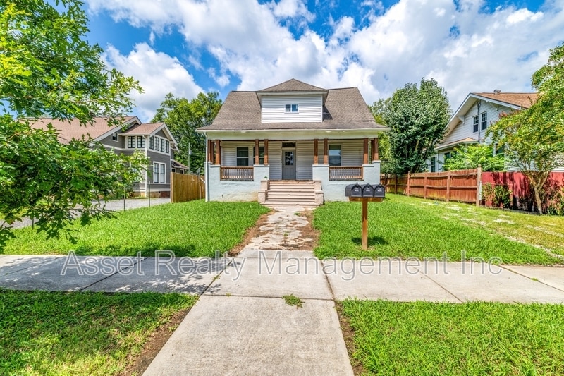 Photo - 3043 East 5th Avenue - 2