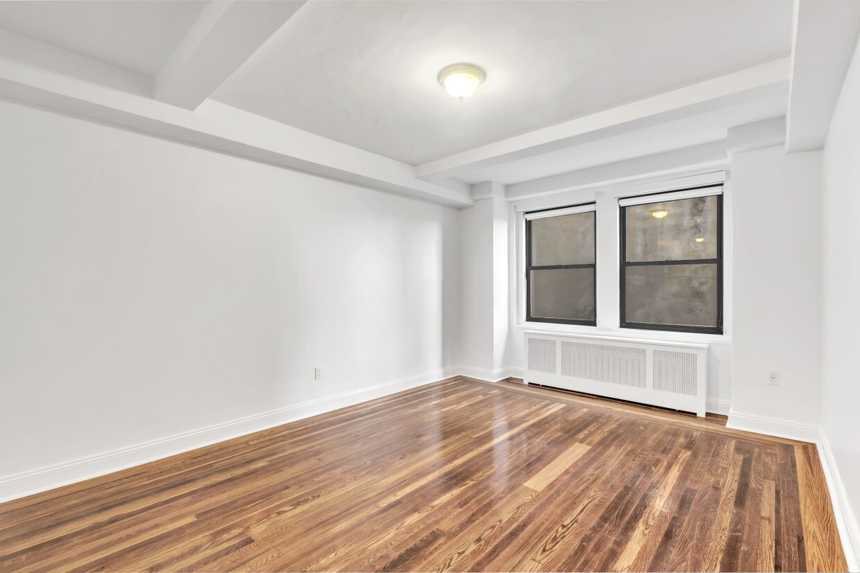 Primary Photo - 253 West 72nd Street