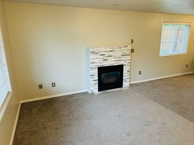 Foto del edificio - Charming Condo in Terrific Central Location