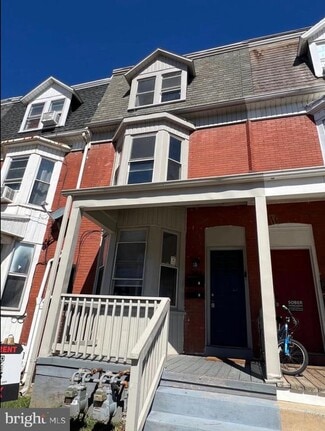 Building Photo - 281 W Cottage Pl