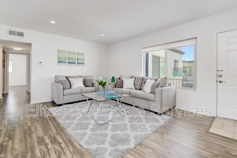 Foto principal - 4737 34th St