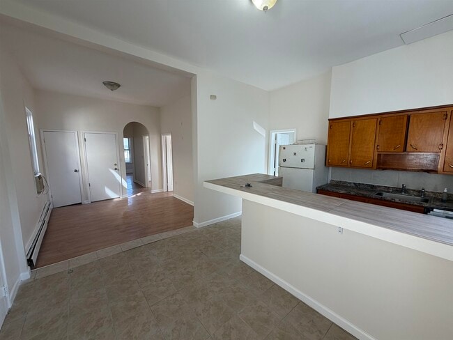 Foto del edificio - 369-371-371 Ave E