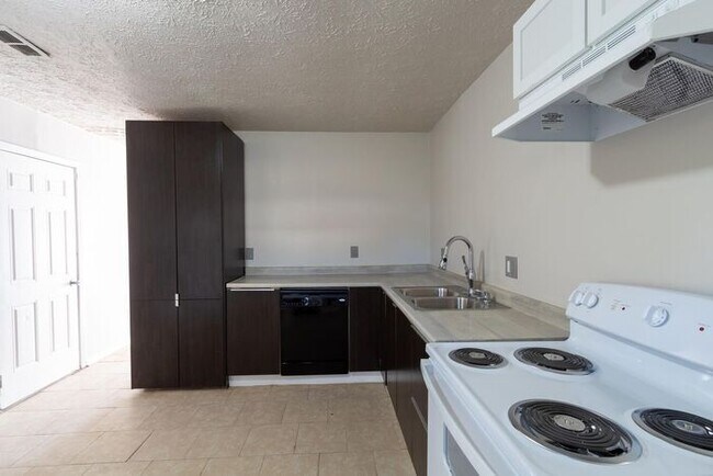 Building Photo - 9422 MEADOWLARK DRIVE